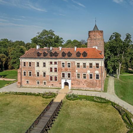 Aparthotel Zamek Uniejow Esterno foto